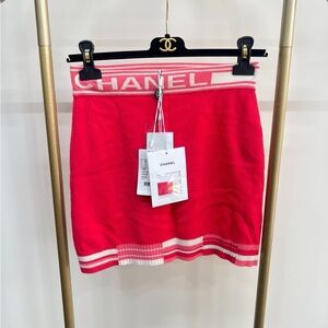 Authentic CHANEL Women's Vibrant Pink Mini Skirt